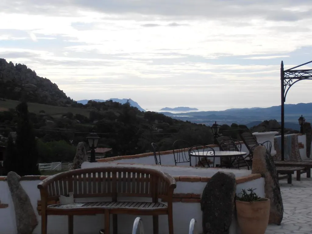 Country house Casa Alianda Guest House Telti Italy