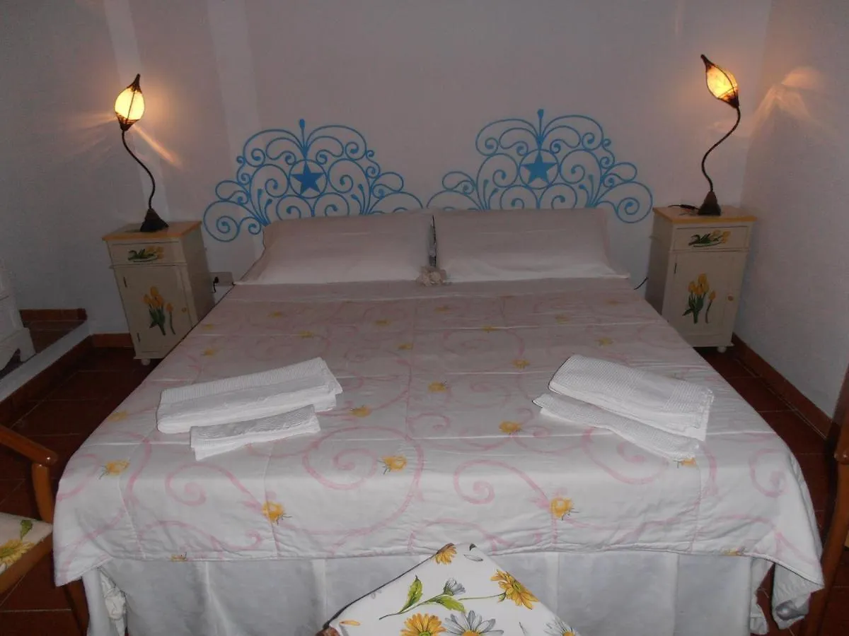 Casa Alianda Guest House Telti Country house